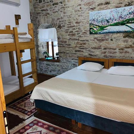 Guest House And Hostel Val-Mar Gjirokastër Dış mekan fotoğraf