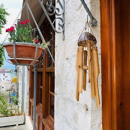 Guest House And Hostel Val-Mar Gjirokastër Dış mekan fotoğraf