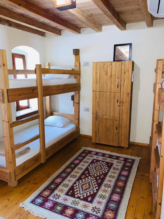 Guest House And Hostel Val-Mar Gjirokastër Dış mekan fotoğraf