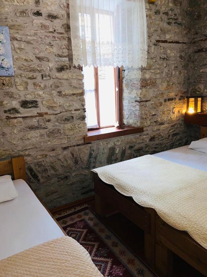 Guest House And Hostel Val-Mar Gjirokastër Dış mekan fotoğraf