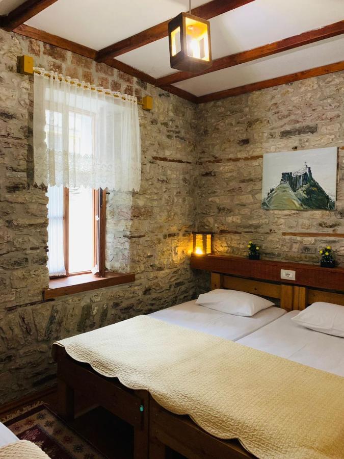 Guest House And Hostel Val-Mar Gjirokastër Dış mekan fotoğraf