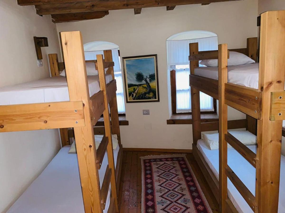 Guest House And Hostel Val-Mar Gjirokastër Dış mekan fotoğraf