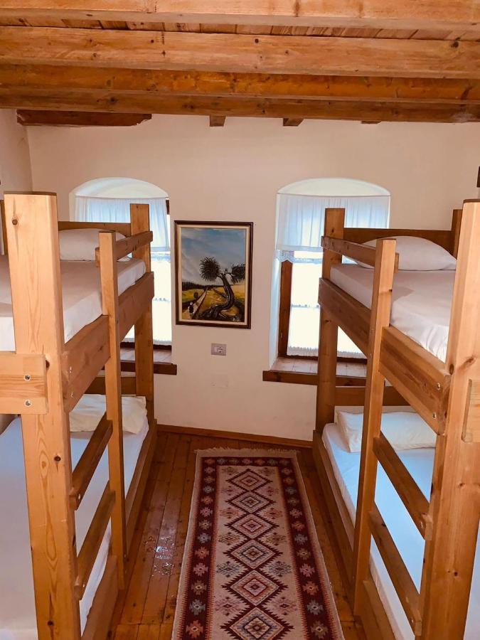 Guest House And Hostel Val-Mar Gjirokastër Dış mekan fotoğraf