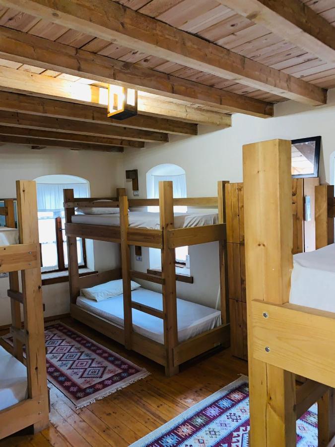 Guest House And Hostel Val-Mar Gjirokastër Dış mekan fotoğraf