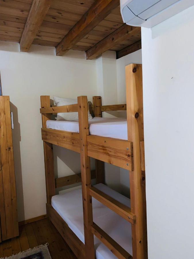 Guest House And Hostel Val-Mar Gjirokastër Dış mekan fotoğraf