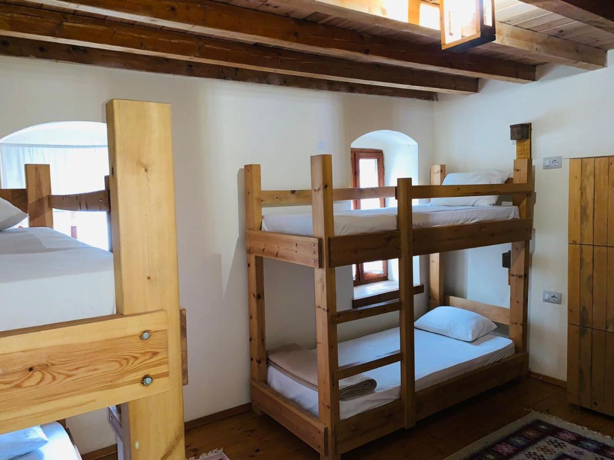 Guest House And Hostel Val-Mar Gjirokastër Dış mekan fotoğraf