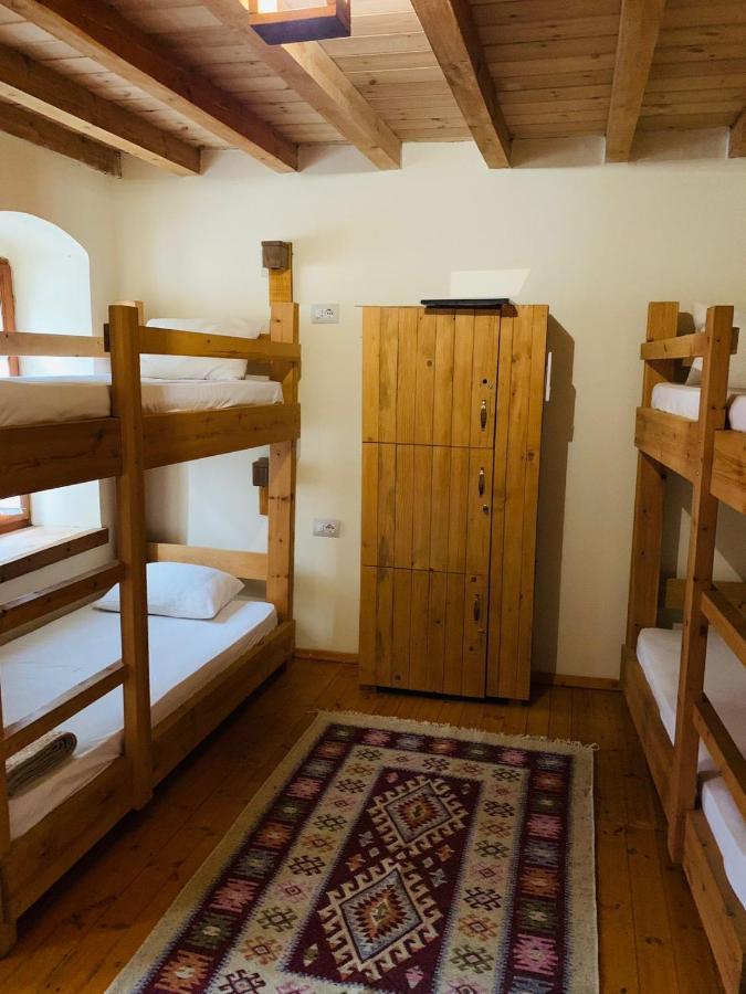 Guest House And Hostel Val-Mar Gjirokastër Dış mekan fotoğraf