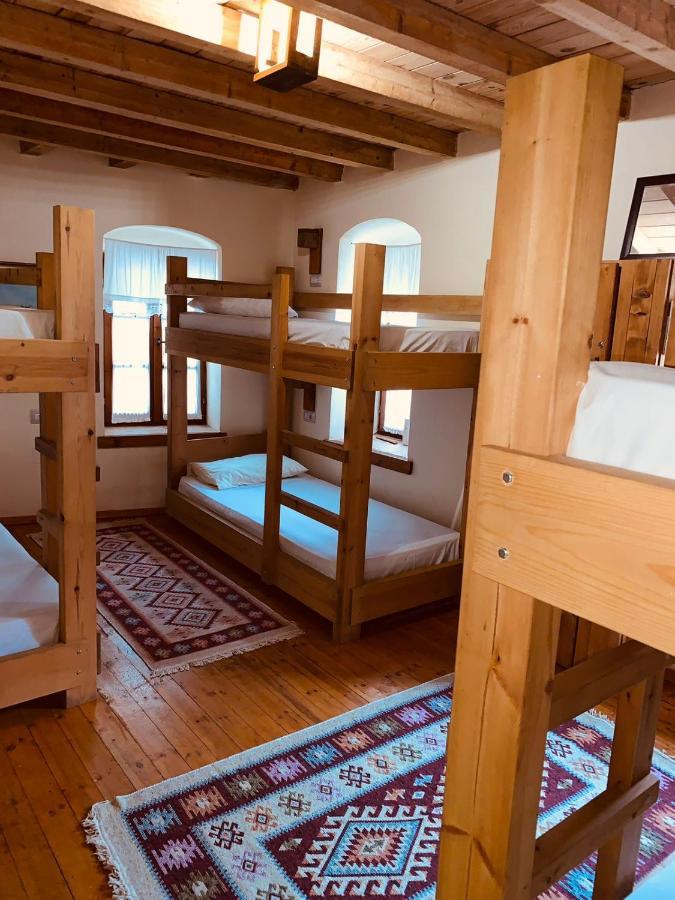 Guest House And Hostel Val-Mar Gjirokastër Dış mekan fotoğraf