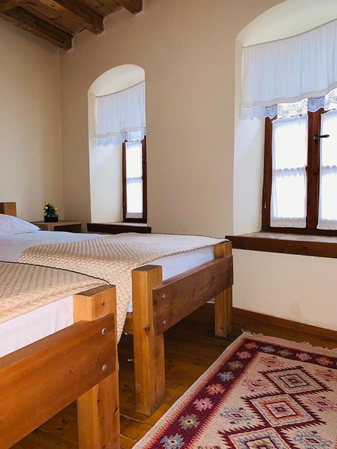 Guest House And Hostel Val-Mar Gjirokastër Dış mekan fotoğraf